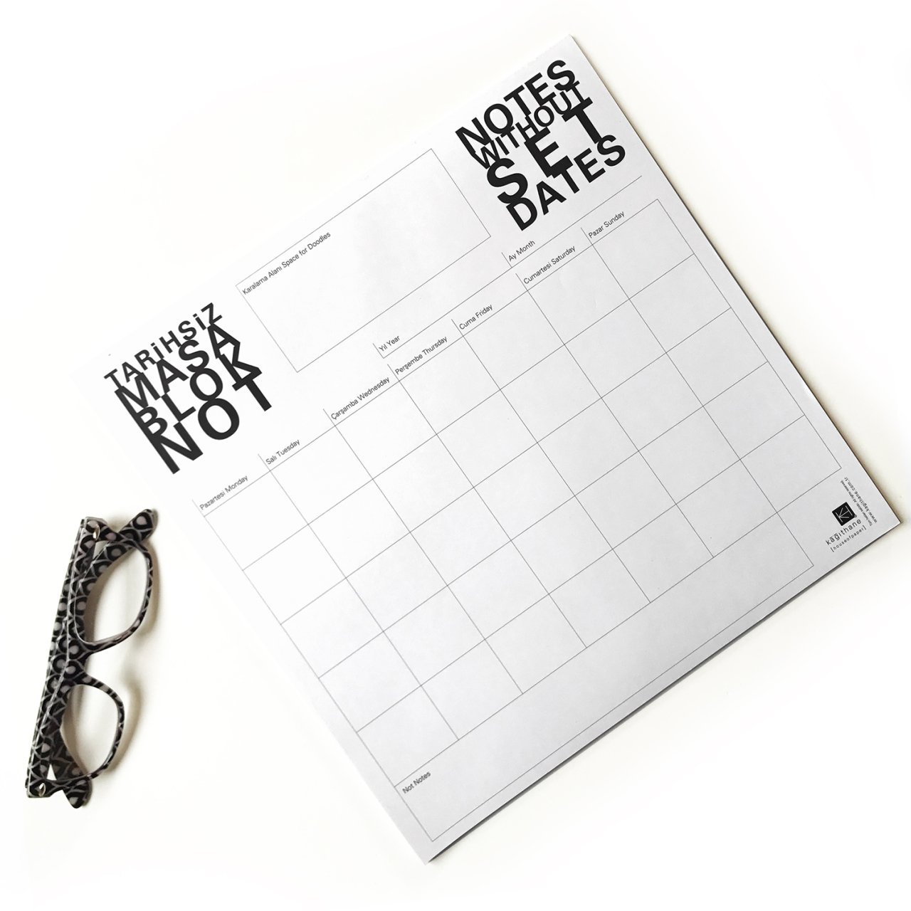 Masa Bloknotu Tarihsiz ve Siyah