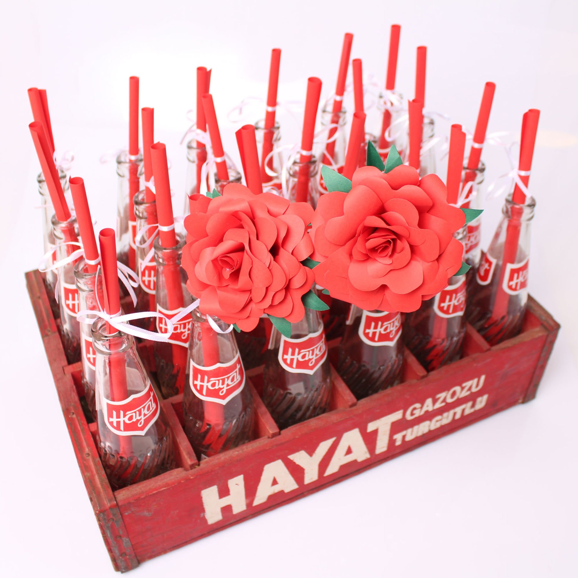 Hayatımsın Gazoz Kasa ve Şişeleri Çift Güllü ve Not Kâğıtlı