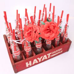Hayatımsın Gazoz Kasa ve Şişeleri Çift Güllü ve Not Kâğıtlı