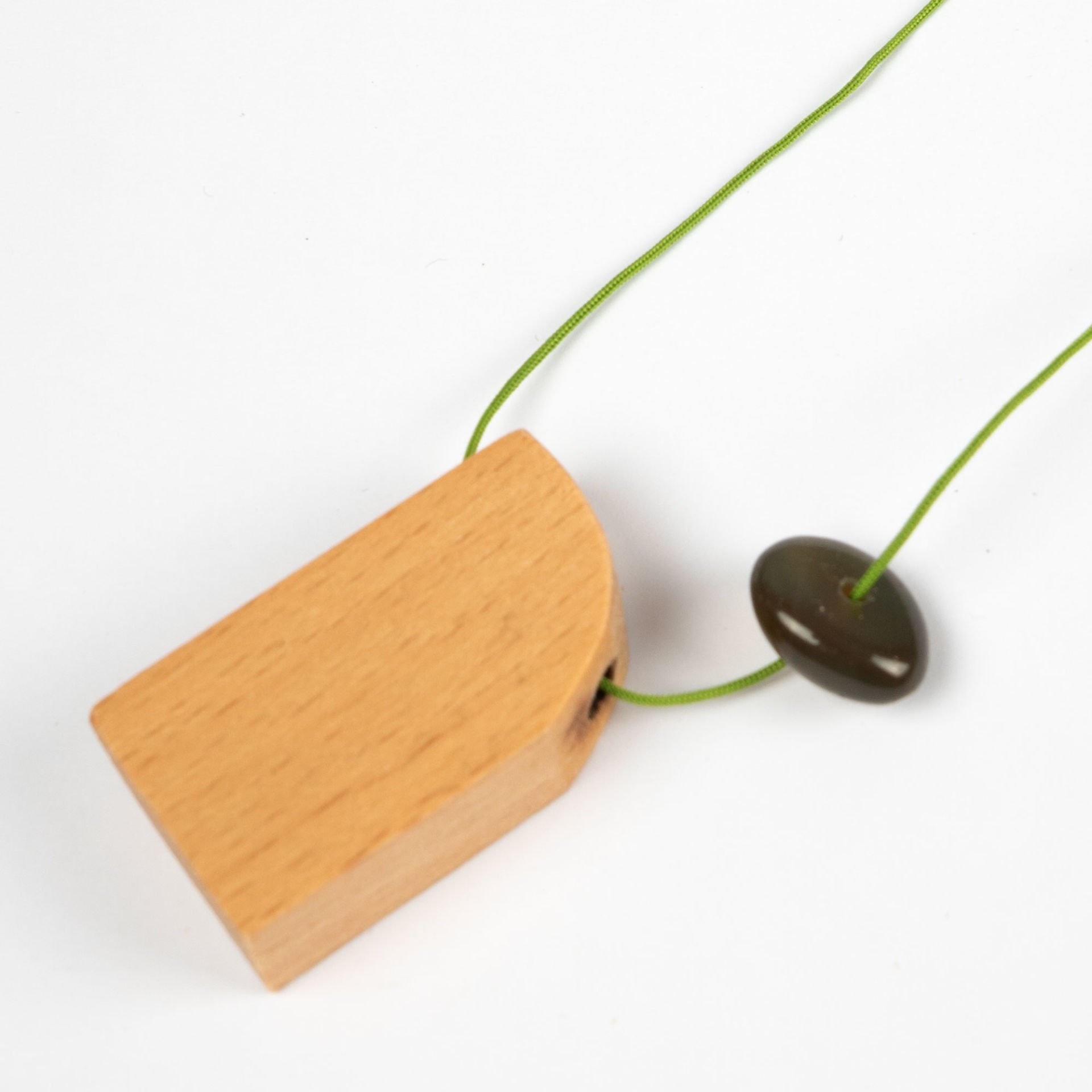 Yeşil İpek İpli ''Tahtaya Vur'' Kolye 3