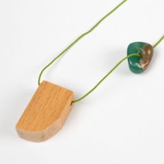 Yeşil İpek İpli ''Tahtaya Vur'' Kolye 2