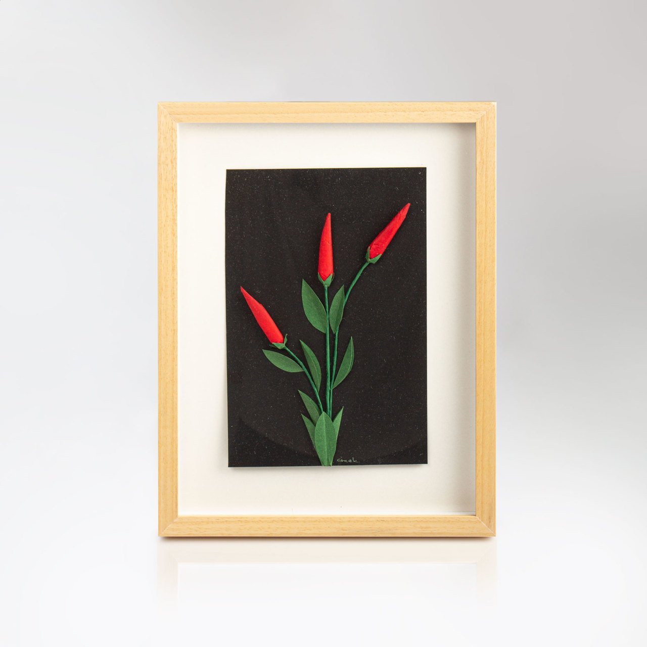 Kırmızı Biber Çerçeveli Aranjman