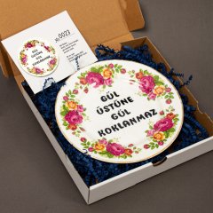 Gül Üstüne…