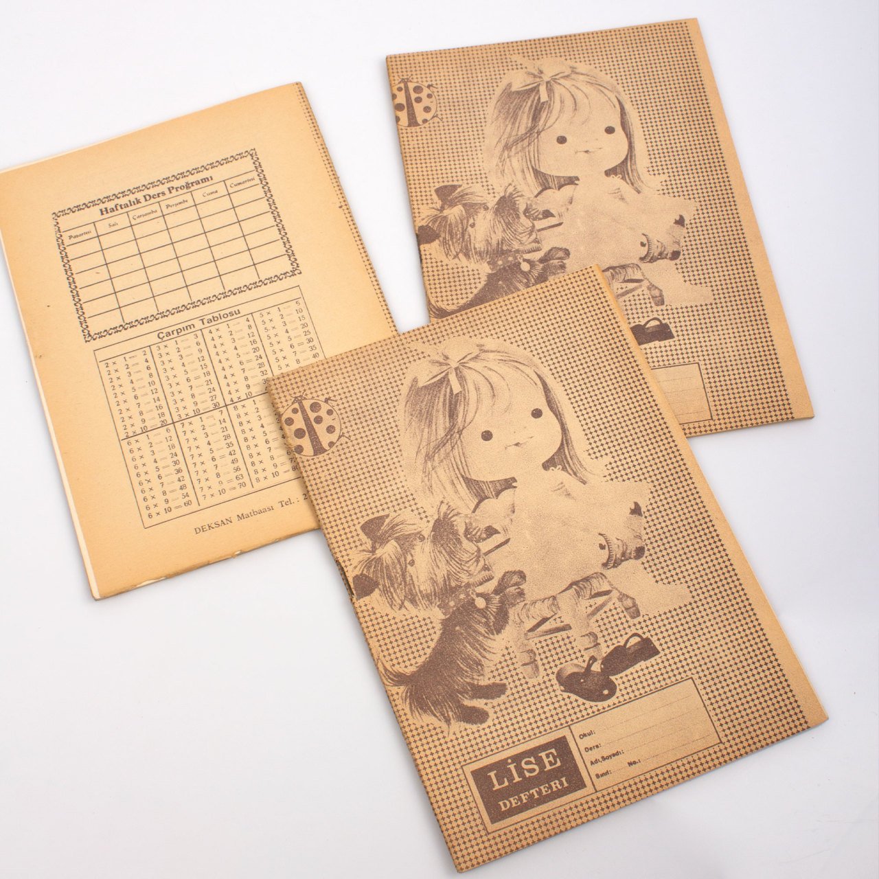 Köpekli Kız Lise Defteri - Siyah